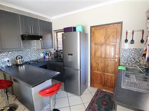 2 Bed House in Mohadin