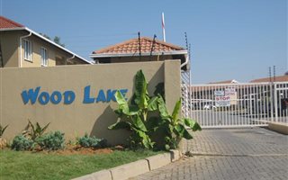 2 Bedroom Apartment in Glen Marais