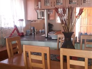 2 Bed House in Sunnyrock
