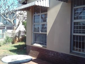2 Bed Duplex in Woodhaven