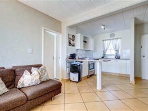 1 Bed Apartment in Constantia Kloof