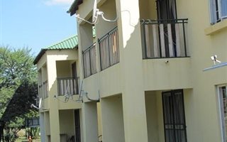 2 Bedroom Apartment in Modimolle