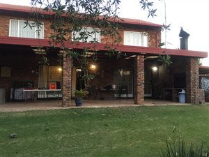 4 Bed Duplex in Wingate Park