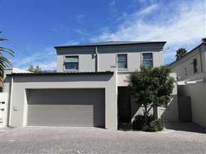 3 Bedroom Townhouse in Claremont Upper