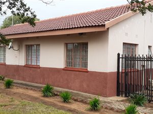 3 Bed House in Modimolle