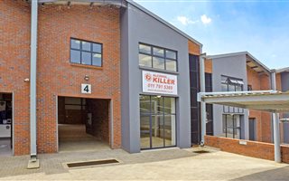 336 m² Industrial space in Ferndale