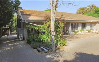 240 m² Office Space in Waterkloof Ridge