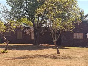 2 ha Farm in Sterkfontein and surrounds