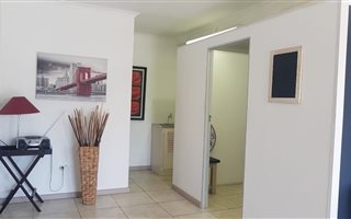 43 m² Office Space in Kraaifontein Central