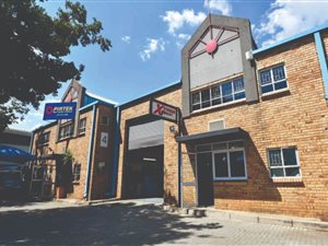 300 m² Industrial space in Kempton Park Central