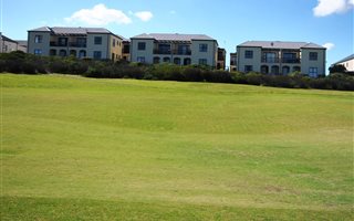 2 Bedroom Apartment in Atlantic Beach Golf Estate