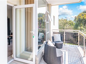 2 Bed Apartment in Parktown North