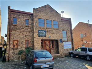 220 m² Office Space in Weltevreden Park