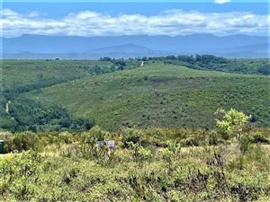 797 m² Land available in Baron View