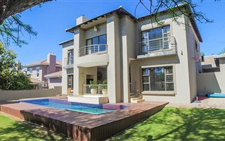 5 Bedroom House in Midstream Estate