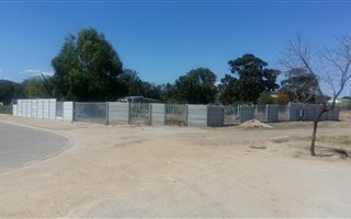 658 m² Land available in Hopefield