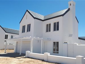 3 Bed House in Koelenbosch Country Estate