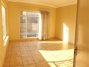2 Bed Apartment in Jansen Park