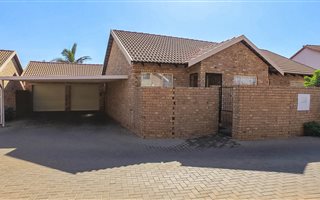 3 Bedroom Townhouse in Annlin