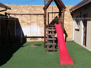 3 Bed House in Nigel