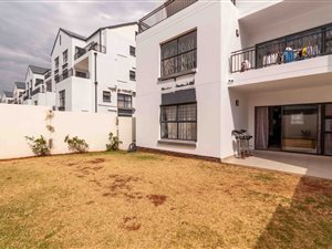 3 Bed Apartment in Greenstone Ridge