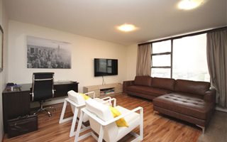 1 Bedroom Apartment in Zonnebloem