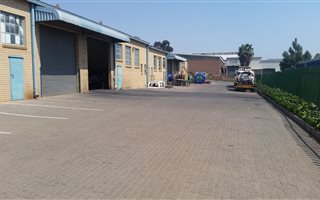 500 m² Industrial space in Halfway House