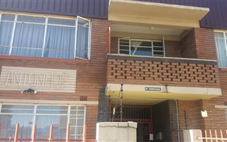 3 Bedroom Flat in Vereeniging Central
