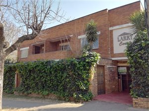 1 Bed Apartment in Rosettenville