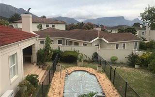 3 Bedroom House in Silvertree Estate