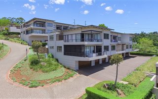 2 Bedroom Apartment in Gillitts