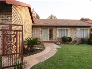 2 Bed Townhouse in Erasmuskloof