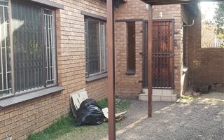 2 Bedroom Townhouse in Witbank Central