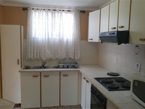 2 Bed House in Bluff