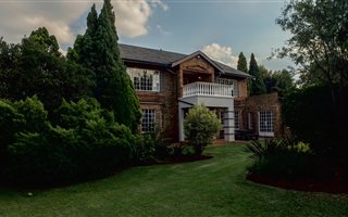 4 Bedroom House in Alphen Park
