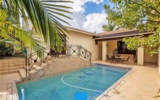 5 Bedroom House in Dainfern
