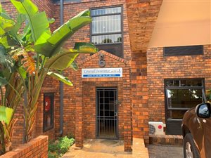 304 m² Office Space in Ferndale