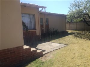 4 Bed House in Pioneer Park