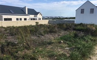 476 m² Land available in Westcliff
