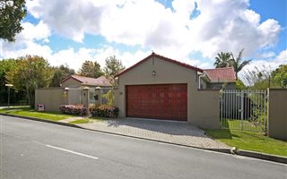 3 Bedroom House in Tokai