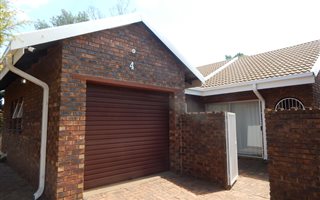2 Bedroom House in Meyerton Central