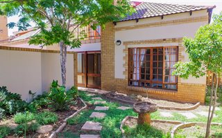 3 Bedroom Duplex in Highveld