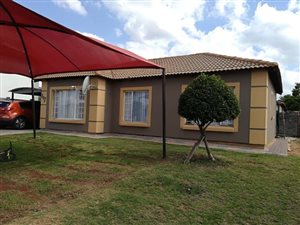3 Bed House in Rosslyn