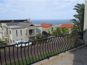 4 Bed House in Mossel Bay Golf Estate