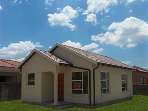 2 Bed House in Vanderbijlpark CE7