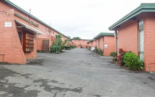 2 Bedroom Simplex in Fields Hill