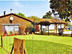 2 ha Farm in Bapsfontein