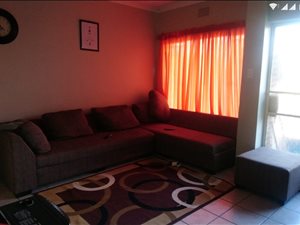 2 Bed Apartment in Witpoortjie