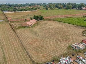 9606 m² Farm in Nortons Home Estate