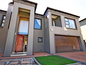3 Bed Cluster in Meyersdal